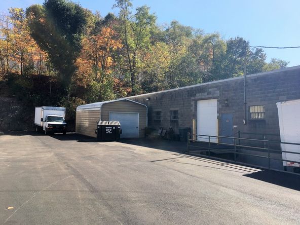 1531 Saw Mill Run Blvd, Pittsburgh, PA 15210